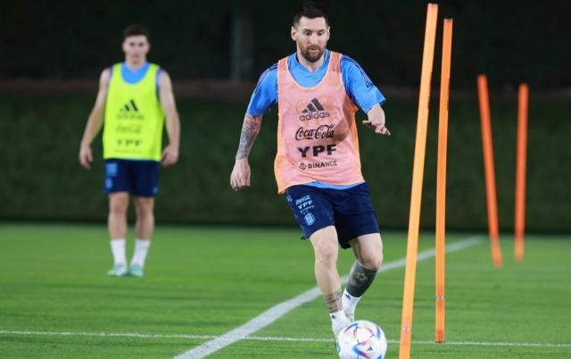 华体会APP-【前瞻】梅西VS莱万，一场延续了2年的较量